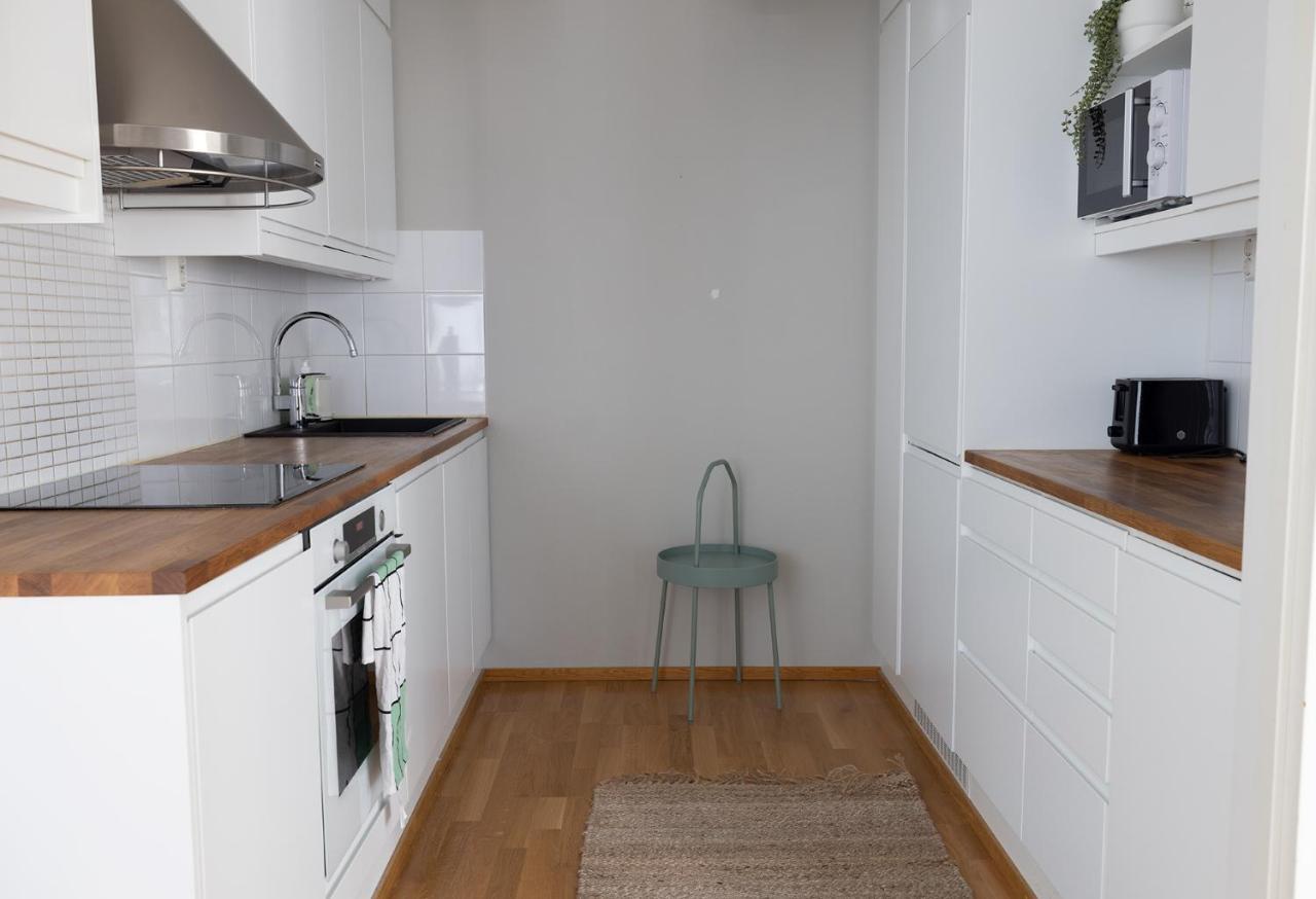 2Ndhomes Charming 1Br Apartment With Sauna In Loennrotinkatu Helsinki Bagian luar foto